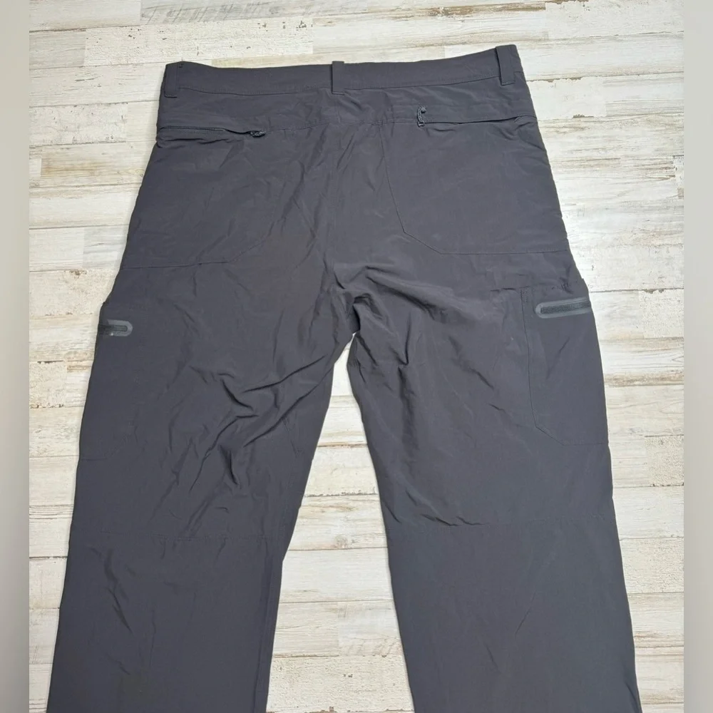 L.L Bean Pants Mens Sz 38x29 Black Nylon Cresta Hiking Water Resistant